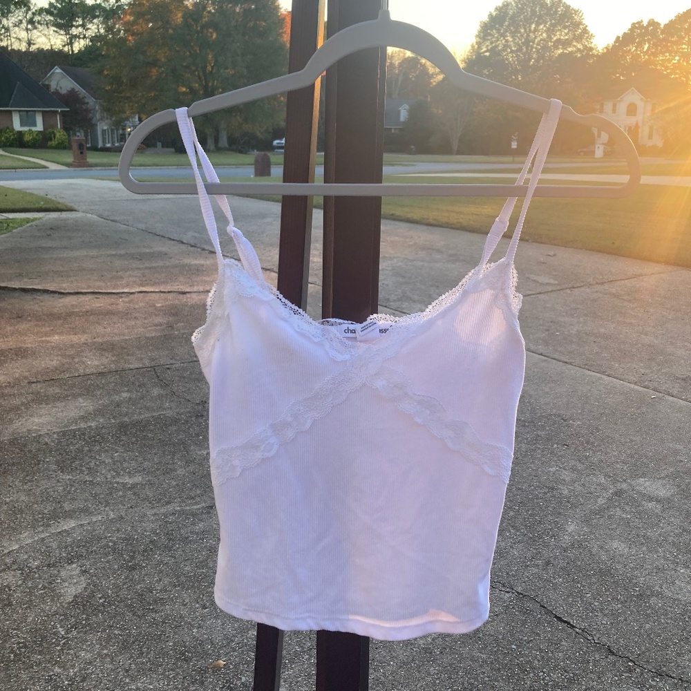 white lace tank top